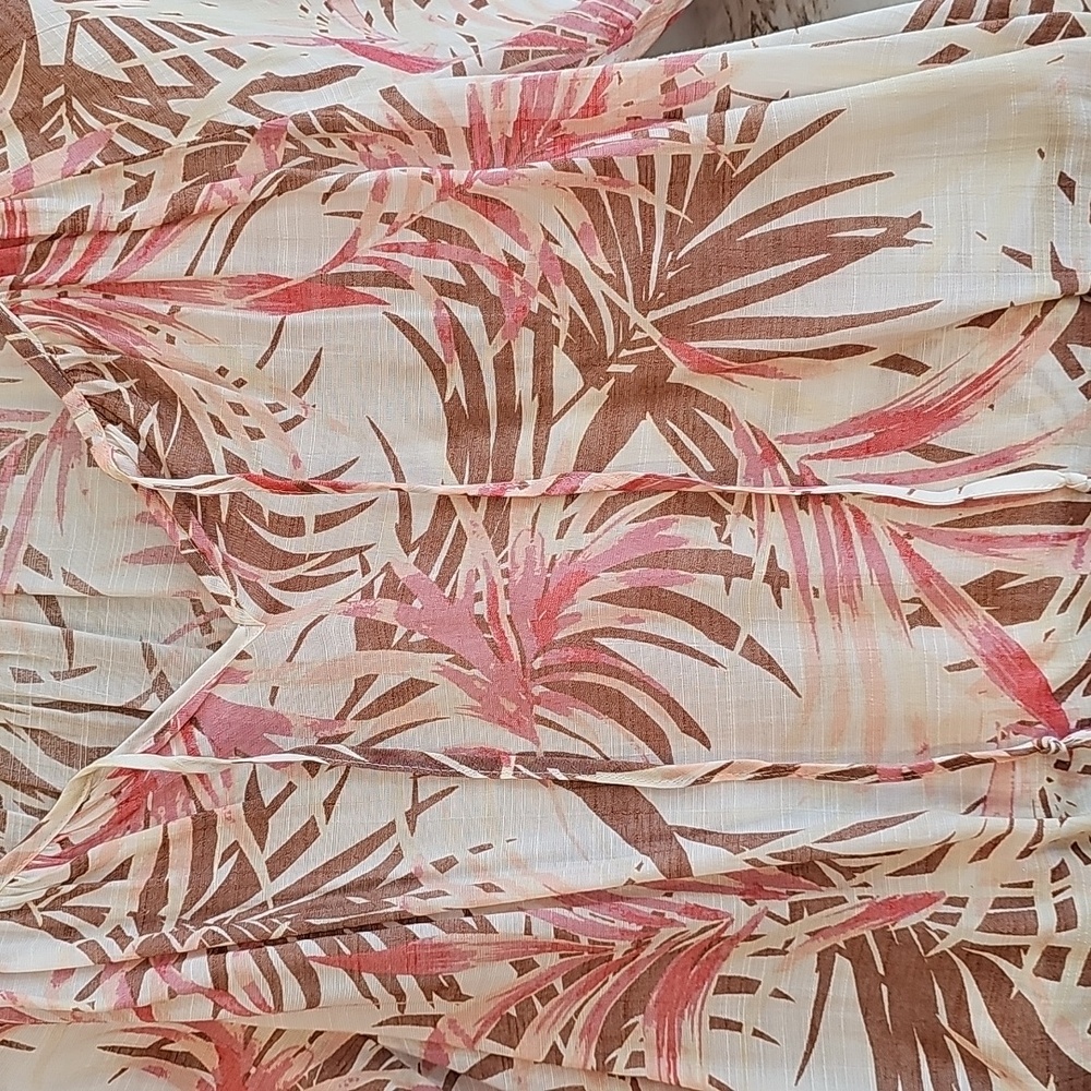 Women's Como Blu White and Pink Floral Blouse Size M - Picture 3 of 7